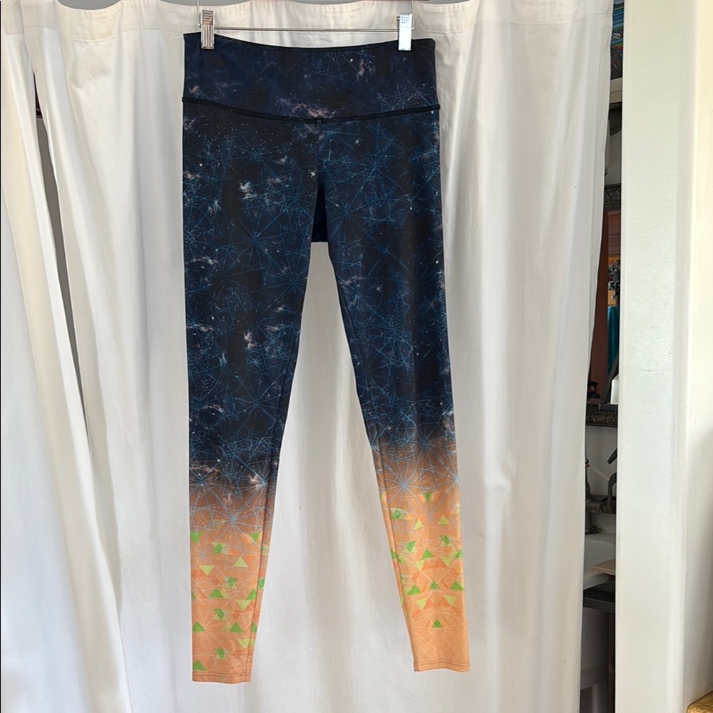 Geometric Patterned Leggings